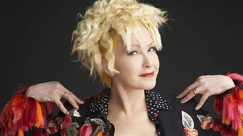 Cyndi Lauper .